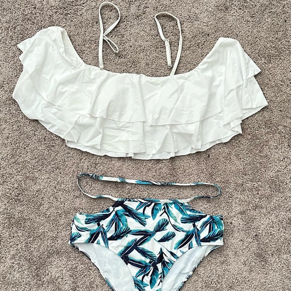 Strappy Bikini 2 Piece Set - Picture 2 of 3